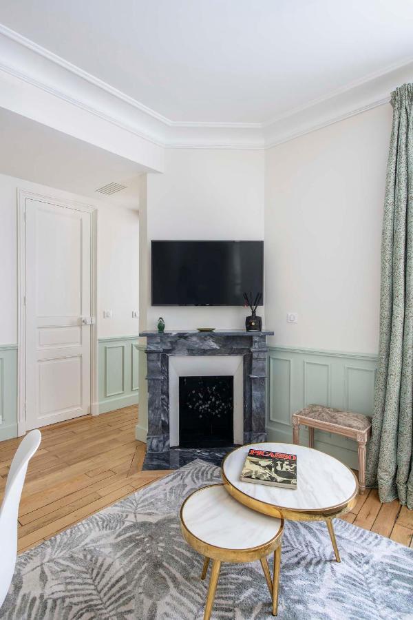 Le Beau Marais - Luxury Apartments, Air Cond, Lift Párizs Kültér fotó